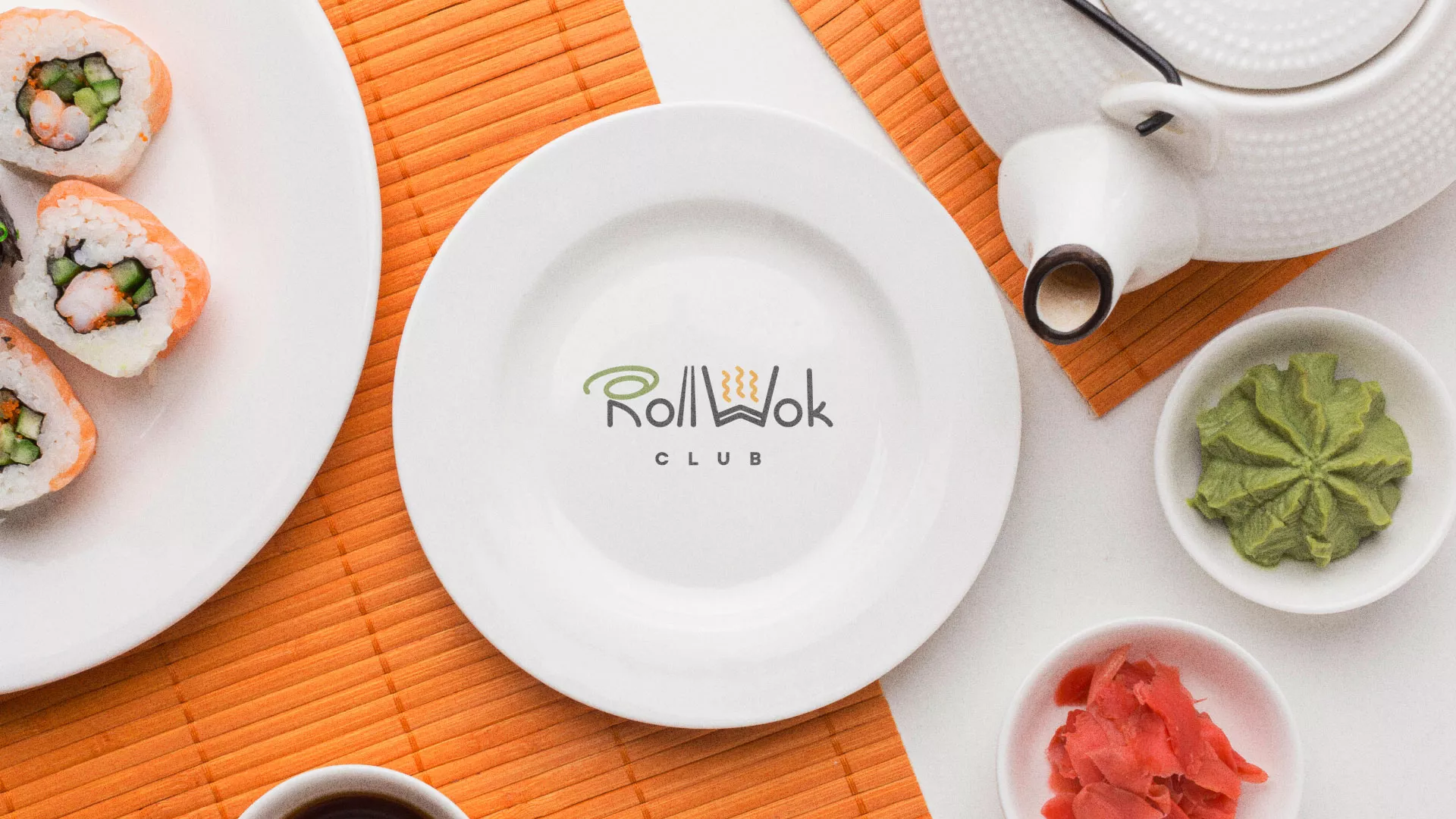 Разработка логотипа и фирменного стиля в Биробиджане для суши-бара «Roll Wok Club» Разработка логотипа и фирменного стиля в Биробиджане для суши-бара «Roll Wok Club»